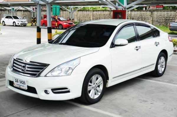 2012 NISSAN TEANA 200 XL