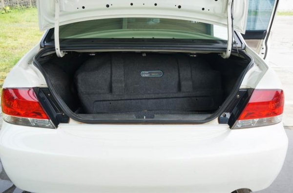 2012 MITSUBISHI, LANCER 1.6 GLXi สีขาว เกียร์ธรรมดา ติดแก๊ส NGV 2012 MITSUBISHI, LANCER 1.6 GLXi สีขาว เกียร์ธรรมดา ติดแก๊ส NGV