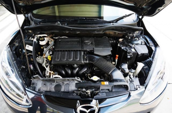 2015 MAZDA 2 1.5 Sports 2015 MAZDA 2 1.5 Sports