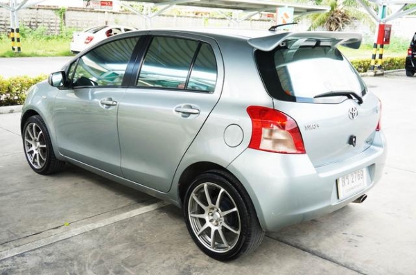 2006 TOYOTA YARIS 1.5 E