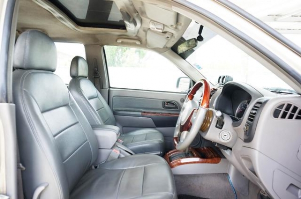 2004 THAI RUNG ADVENTURE 3.0 MASTER (4WD)