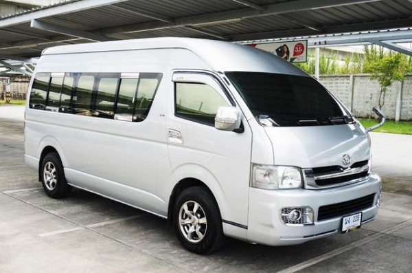 TOYOTA COMMUTER 2.5 D4D หลังคาสูง
