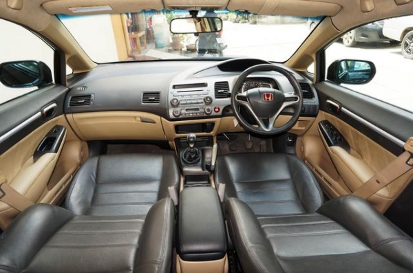 2006 HONDA CIVIC 1.8 E