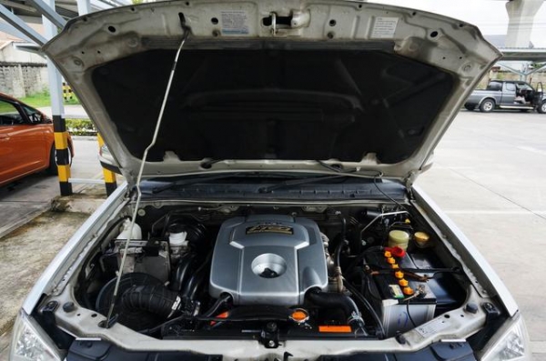 2011 ISUZU 3.0 SLX SPACECAB