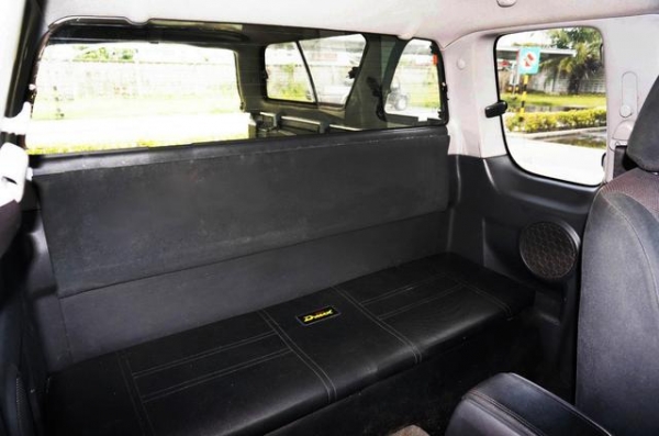 2011 ISUZU 3.0 SLX SPACECAB