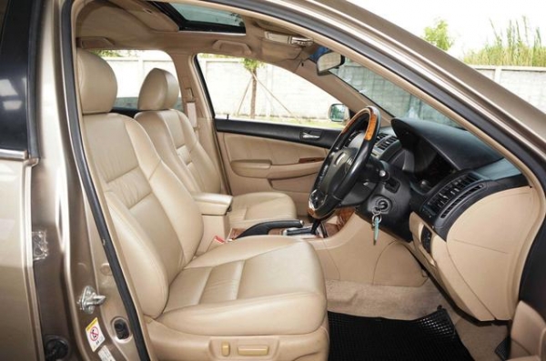 2004 HONDA ACCORD 3.0 V6   ABS AIRBAG LEAT