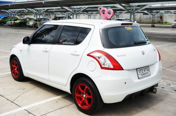 2012 SUZUKI SWIFT 1.25 GL 2012 SUZUKI SWIFT 1.25 GL