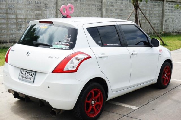 2012 SUZUKI SWIFT 1.25 GL 2012 SUZUKI SWIFT 1.25 GL