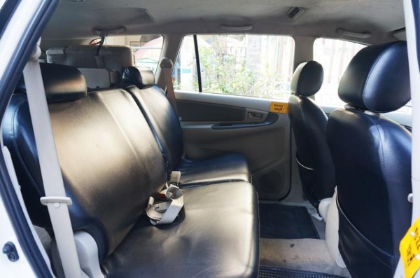 แท็กซี่ INNOVA 2012 G