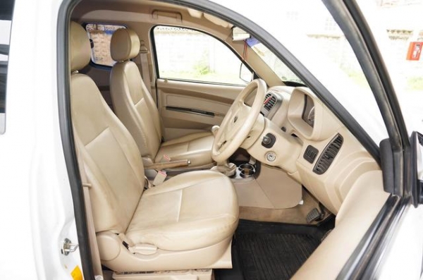 2012 TATA XENON CAB