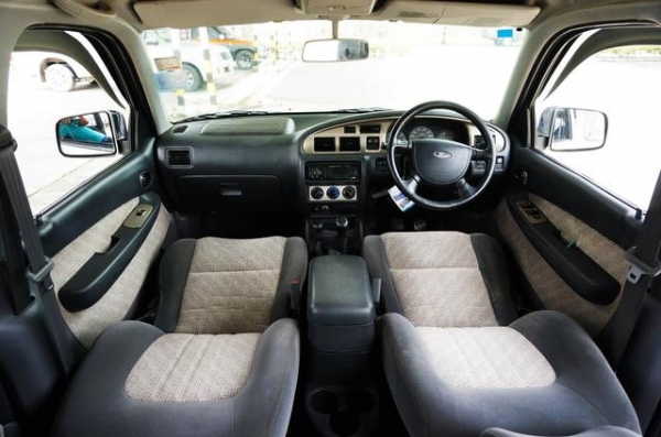 2005 FORD EVEREST 2.5 XLT 4WD 2005 FORD EVEREST 2.5 XLT 4WD