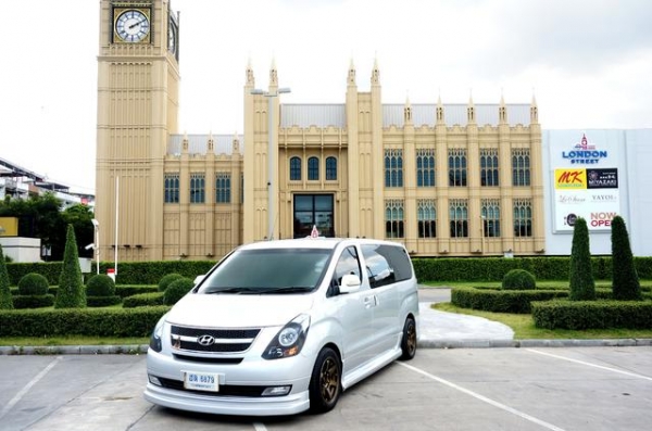 2009 HYUNDAI H-1 2.5