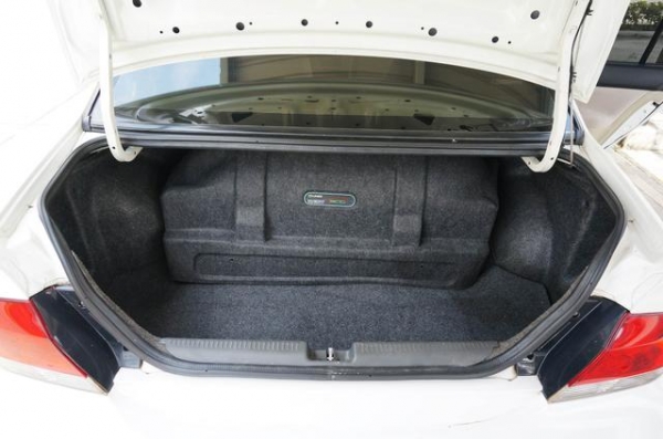 2012 MITSUBISHI LANCER 1.6 GLXi CNG 2012 MITSUBISHI LANCER 1.6 GLXi CNG