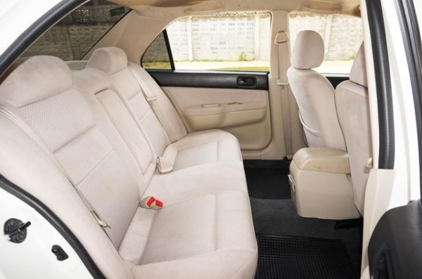 2012 MITSUBISHI LANCER 1.6 GLXi CNG 2012 MITSUBISHI LANCER 1.6 GLXi CNG