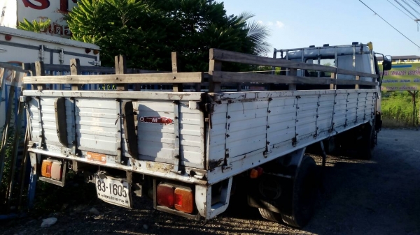 ขายรถ6ล้อFC4Jเครือง145แรงรถสวยหังบางเดิมปี42ยาว5.5เมตร