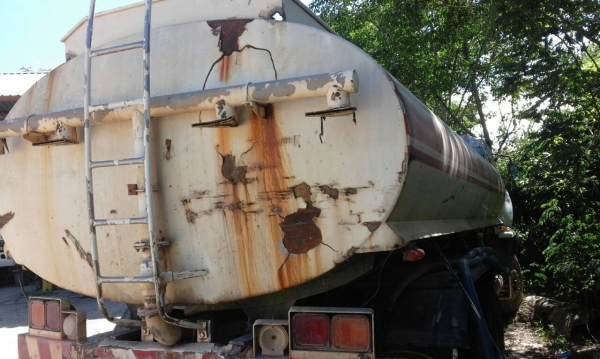 ขายรถบรรทุกน้ำ 2 เพลา ISUZU rocky 210 ตัวแท้เบรคทิพฟี่