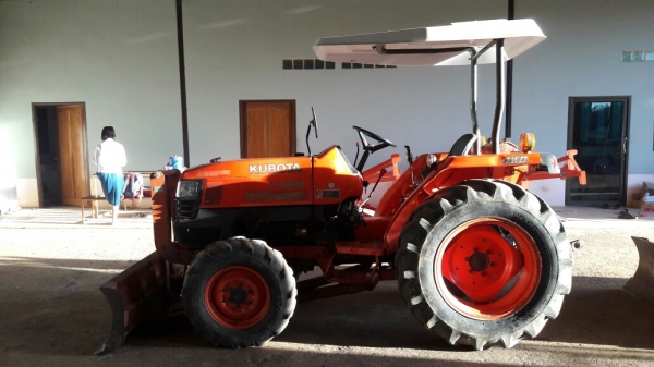 ขายรถไถ kuboya L3408 อุปกรณ์ดันหน้าผาน5ฮุย(hui)