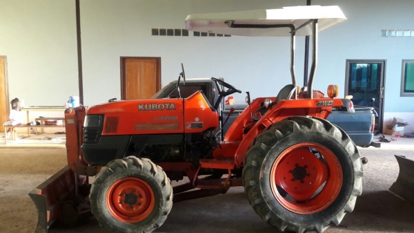 ขายรถไถ kuboya L3408 อุปกรณ์ดันหน้าผาน5ฮุย(hui)