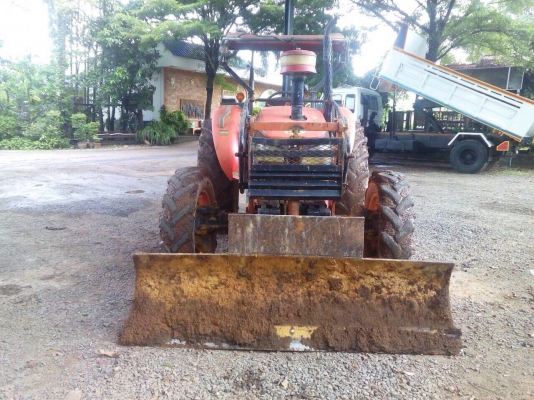 คูโบต้ารุ่น7040 เดินหน้า ไม่มีผานหลัง 2 เพลา