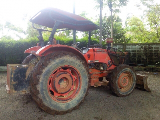 คูโบต้ารุ่น7040 เดินหน้า ไม่มีผานหลัง 2 เพลา