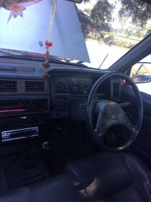 ขานนิสสัน บิ๊กเอ็ม ฝาแดง ปี 38 พร้อมคอก ขานนิสสัน บิ๊กเอ็ม ฝาแดง ปี 38 พร้อมคอก