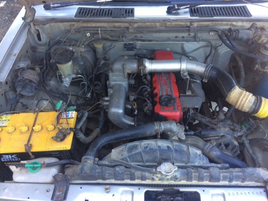 ขานนิสสัน บิ๊กเอ็ม ฝาแดง ปี 38 พร้อมคอก ขานนิสสัน บิ๊กเอ็ม ฝาแดง ปี 38 พร้อมคอก