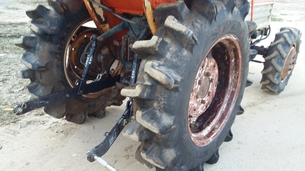 จัดส่งลุงสัมฤทธิ์ จ.พิจิตร ขอบคุณครับ ขายรถไถคูโบต้า28แรง 4&times;4 โฟวิน พร้อมโรตารี่ สภาพพร้อมใช้งาน