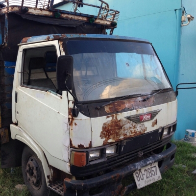 ขายๆ 195,000บ หกล้อ ฮีโน่ KM 777 WO4D117ช่วงยาว4.30ม เครืองดีแคชชีสวยไม่ผุ ขับกลับบ้านได้เลย สเปรกต่อดั้ม เล่มทะเบียนพร้อมโอน