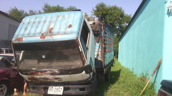 ขายๆ 195,000บ หกล้อ ฮีโน่ KM 777 WO4D117ช่วงยาว4.30ม เครืองดีแคชชีสวยไม่ผุ ขับกลับบ้านได้เลย สเปรกต่อดั้ม เล่มทะเบียนพร้อมโอน