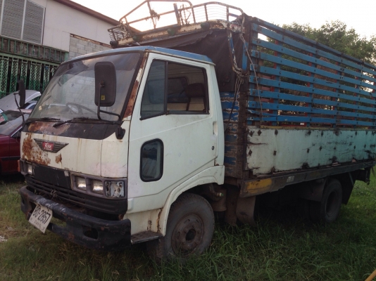 ขายๆ 195,000บ หกล้อ ฮีโน่ KM 777 WO4D117ช่วงยาว4.30ม เครืองดีแคชชีสวยไม่ผุ ขับกลับบ้านได้เลย สเปรกต่อดั้ม เล่มทะเบียนพร้อมโอน