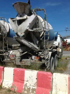 ขายรถโม่ปูนถูกๆ550000บาททะเบียนพร้อม เก็บงานนิดหน่อย