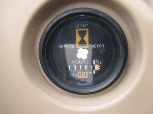 ขายด่วน  CAT 322B มาใหม่สภาพสวย  ลองระบบกันได้ทุกวัน  สนใจโทร 089-3818694  ดวงนภา