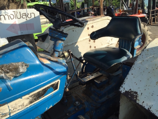 FORD 6610 ตามสภาพมีเล่มทะเบียน พร้อมผานหลัง