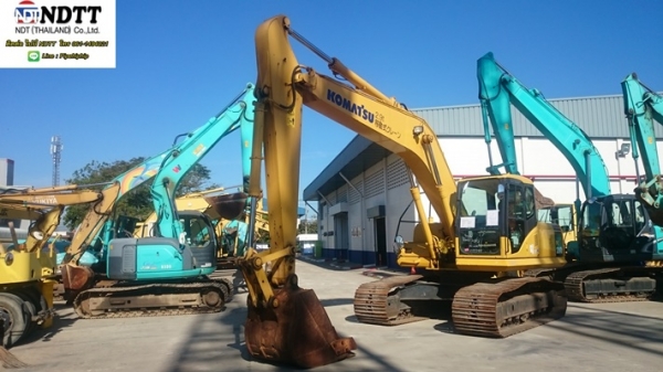 KOMATSU PC200-7. ปี2003 รถเก่าญี่ปุ่นไม่เคยใช้งานในไทยครับ KOMATSU PC200-7. ปี2003 รถเก่าญี่ปุ่นไม่เคยใช้งานในไทยครับ