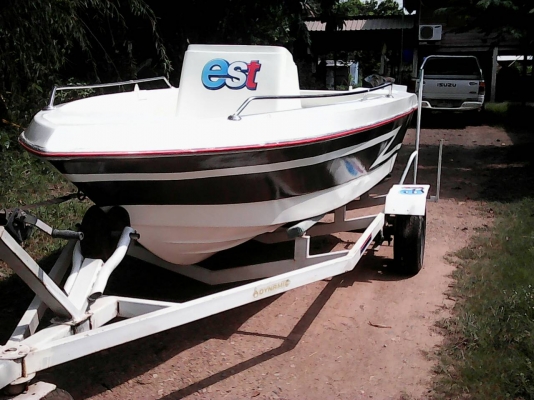 เรือ14ฟุตพล้อมเทลเล่อ