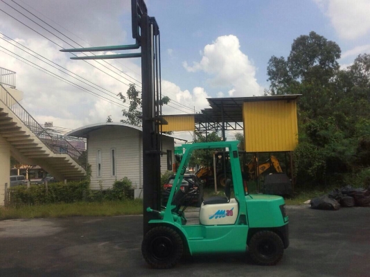 ฟอล์คลิฟท์ มิตซู 3  ตัน เสา 4 ม ดีเซล พร้อมใช้ครับ