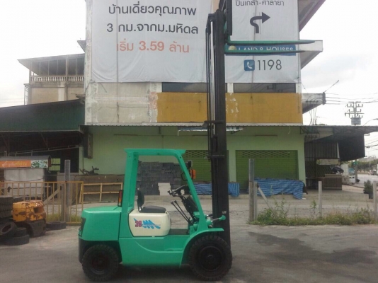 ฟอล์คลิฟท์ มิตซู 3  ตัน เสา 4 ม ดีเซล พร้อมใช้ครับ