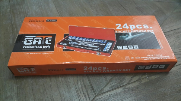 ชุดบ๊อกเครื่องมือ 24ชิ้น ชุดบ๊อกเครื่องมือ 24ชิ้น