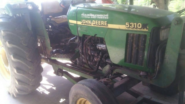 ขายรถไถ JOHN DEERE 5310 อุปกรณ์ ดันหน้าผานหลัง สภาพสวยพร้อมใช้งาน สนใจโทร 090-8588220คุณนะ 093-3258446คุณบิว หรือเข้าดูสินค้าอื่นๆได้ที่ www.truck.in.th/498 หรือเพจFacebook ณรงค์ ซื้อขายรถมือสอง (เว็บไซต์ส่วนตัว) หรือFacebook ตลาดรถมือสอง คุณนะ