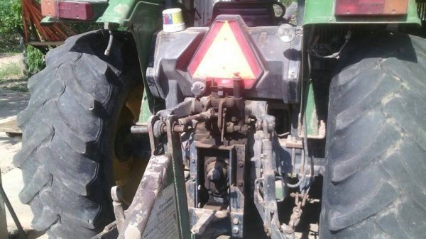 ขายรถไถ JOHN DEERE 5310 อุปกรณ์ ดันหน้าผานหลัง สภาพสวยพร้อมใช้งาน สนใจโทร 090-8588220คุณนะ 093-3258446คุณบิว หรือเข้าดูสินค้าอื่นๆได้ที่ www.truck.in.th/498 หรือเพจFacebook ณรงค์ ซื้อขายรถมือสอง (เว็บไซต์ส่วนตัว) หรือFacebook ตลาดรถมือสอง คุณนะ