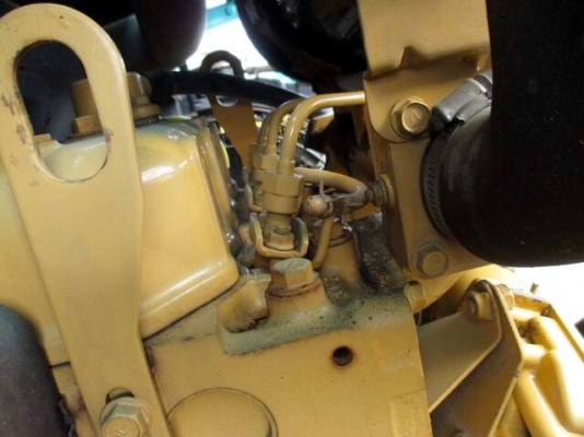 KOMATSU 20 รุ่น 7 ขนาด PC-20 (แทรคยางสวย90\%) รถเก่านอกมีเอกสาร สนใจติดต่อ 085-5632278 ( ราคาต่อรองได้ )