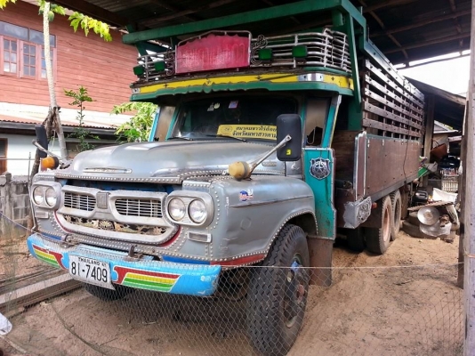 ขาย10ล้อ 2เพลา เครื่อง165แรง สโลเกียร์กลาง สภาพพร้อมใช้งาน เอกสารพร้อมโอน สนใจโทร 090-8588220คุณนะ 093-3258446คุณบิว หรือเข้าดูสินค้าอื่นๆได้ที่ www.truck.in.th/498 หรือเพจFacebook ณรงค์ ซื้อขายรถมือสอง (เว็บไซต์ส่วนตัว) หรือFacebook ตลาดรถมือสอง คุณนะ