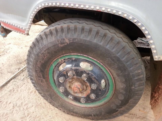 ขาย10ล้อ 2เพลา เครื่อง165แรง สโลเกียร์กลาง สภาพพร้อมใช้งาน เอกสารพร้อมโอน สนใจโทร 090-8588220คุณนะ 093-3258446คุณบิว หรือเข้าดูสินค้าอื่นๆได้ที่ www.truck.in.th/498 หรือเพจFacebook ณรงค์ ซื้อขายรถมือสอง (เว็บไซต์ส่วนตัว) หรือFacebook ตลาดรถมือสอง คุณนะ