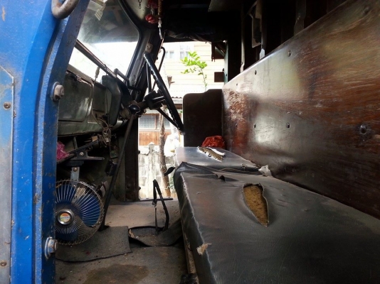 ขาย10ล้อ 2เพลา เครื่อง165แรง สโลเกียร์กลาง สภาพพร้อมใช้งาน เอกสารพร้อมโอน สนใจโทร 090-8588220คุณนะ 093-3258446คุณบิว หรือเข้าดูสินค้าอื่นๆได้ที่ www.truck.in.th/498 หรือเพจFacebook ณรงค์ ซื้อขายรถมือสอง (เว็บไซต์ส่วนตัว) หรือFacebook ตลาดรถมือสอง คุณนะ