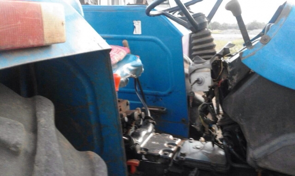 ขายรถไถ นิวฮอนแลน TT75 พร้อมใช้ มีเล่มทะเบียน