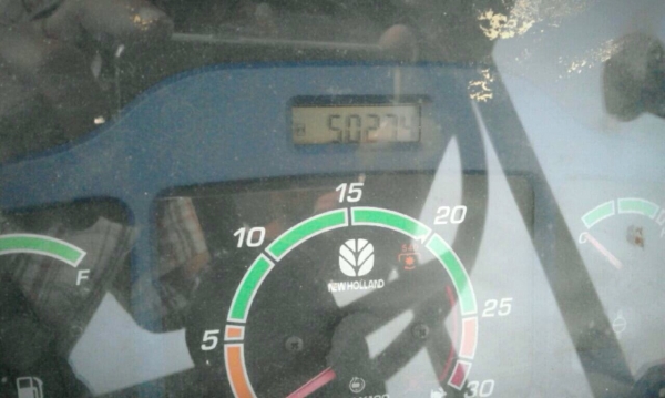 ขายรถไถ นิวฮอนแลน TT75 พร้อมใช้ มีเล่มทะเบียน