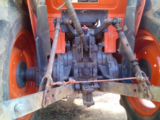 ขายรถไถคูโบต้า L3608 มีใบมีดดันดินผาลและโรตารี่พร้อมใช้งานครับ