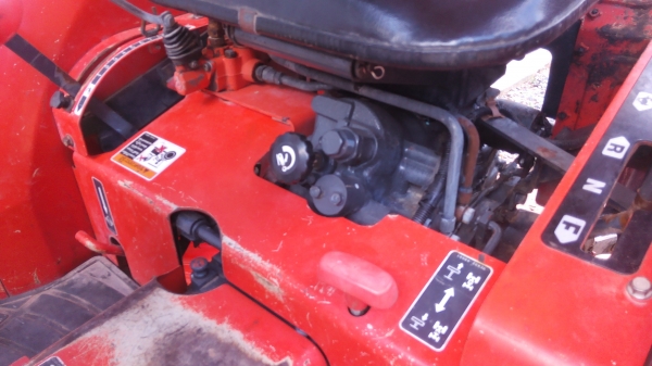 ขายรถไถคูโบต้า L3608 มีใบมีดดันดินผาลและโรตารี่พร้อมใช้งานครับ