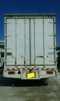 หกล้อ อีซูซุ NQR175ปี57 บรรทุกตู้แห้ง ช่วงยาว5.50ม สภาพดีสวยบางเดิมใช้งานน้อยวิ่ง 30,000กม.นิดๆ เล่นทะเบียนพร้อมโอน