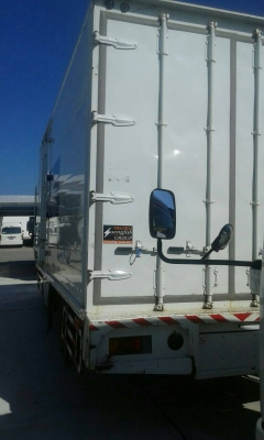 หกล้อ อีซูซุ NQR175ปี57 บรรทุกตู้แห้ง ช่วงยาว5.50ม สภาพดีสวยบางเดิมใช้งานน้อยวิ่ง 30,000กม.นิดๆ เล่นทะเบียนพร้อมโอน